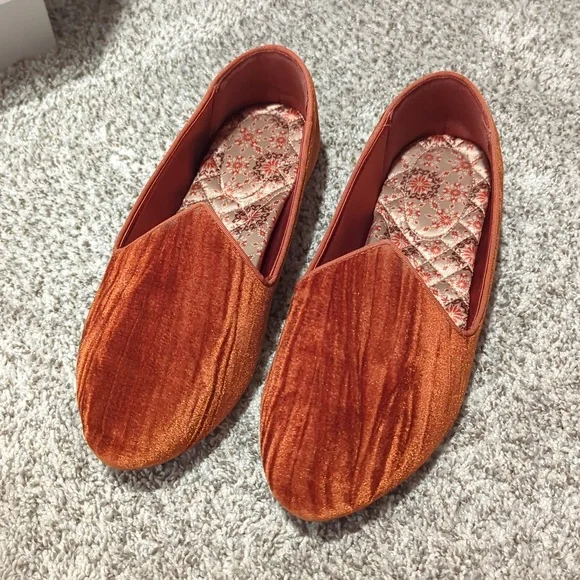 Birdies - The Starling - Picture 1 of 5